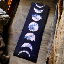 Load image into Gallery viewer, MOON PHASES YOGA MAT
